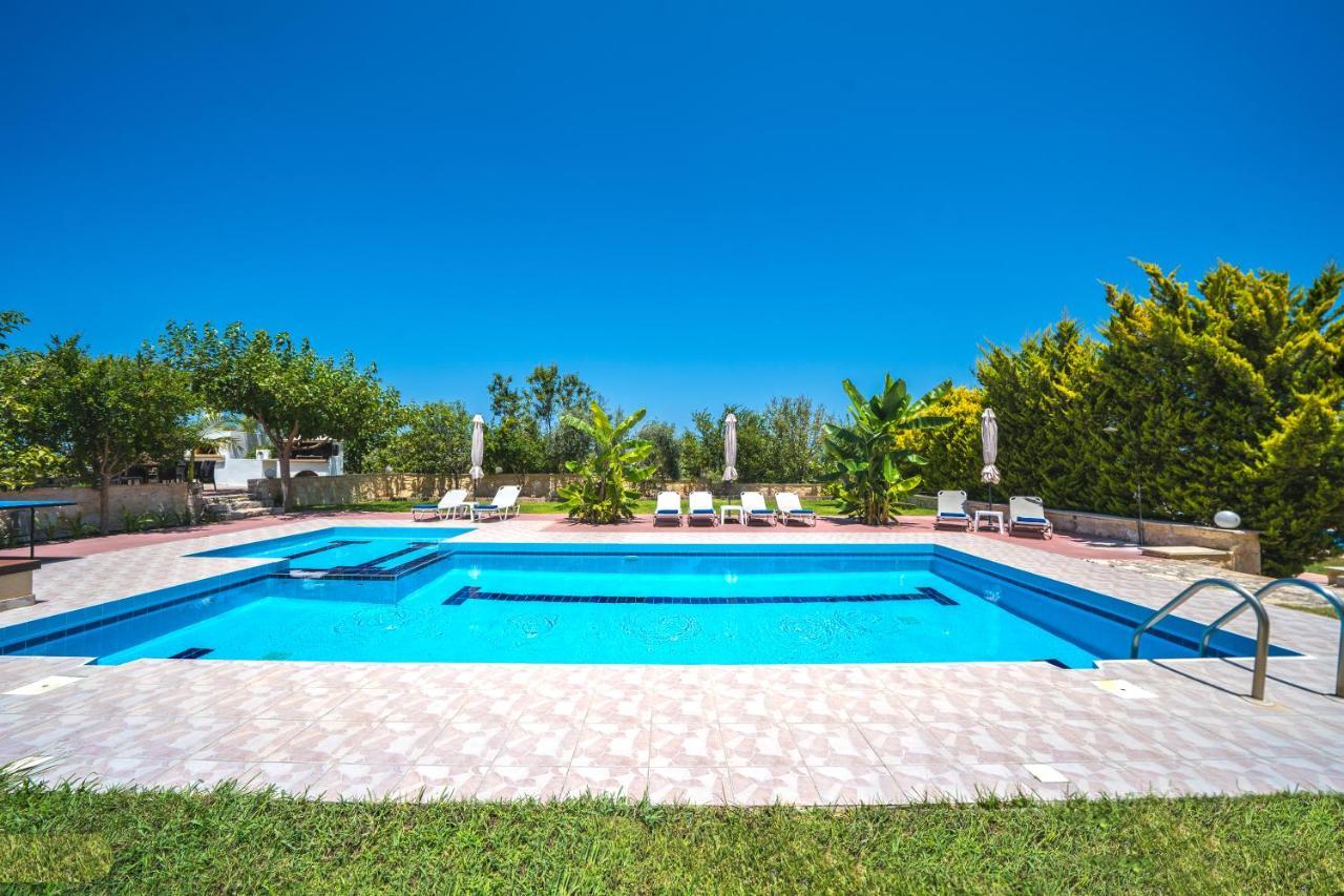 Villas Louloudaki Loutra  Exterior photo